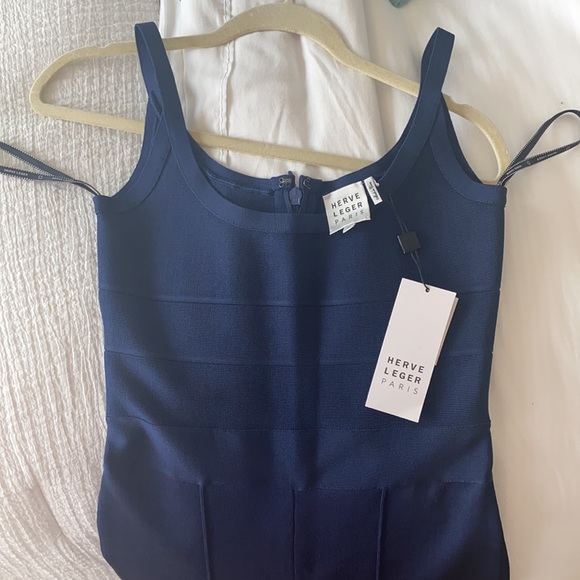 NWT Herve Leger Cropped Flare-leg Jumpsuit - Picture 8 of 16